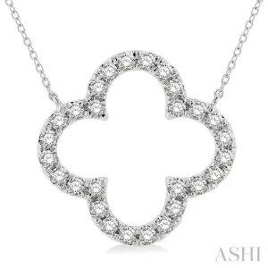 3/4 Ctw Clover Round Cut Diamond Necklace in 14K White Gold