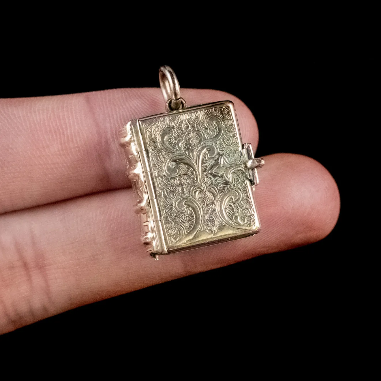 Antique Victorian Book Locket Pendant 18Ct Gold Circa 1880