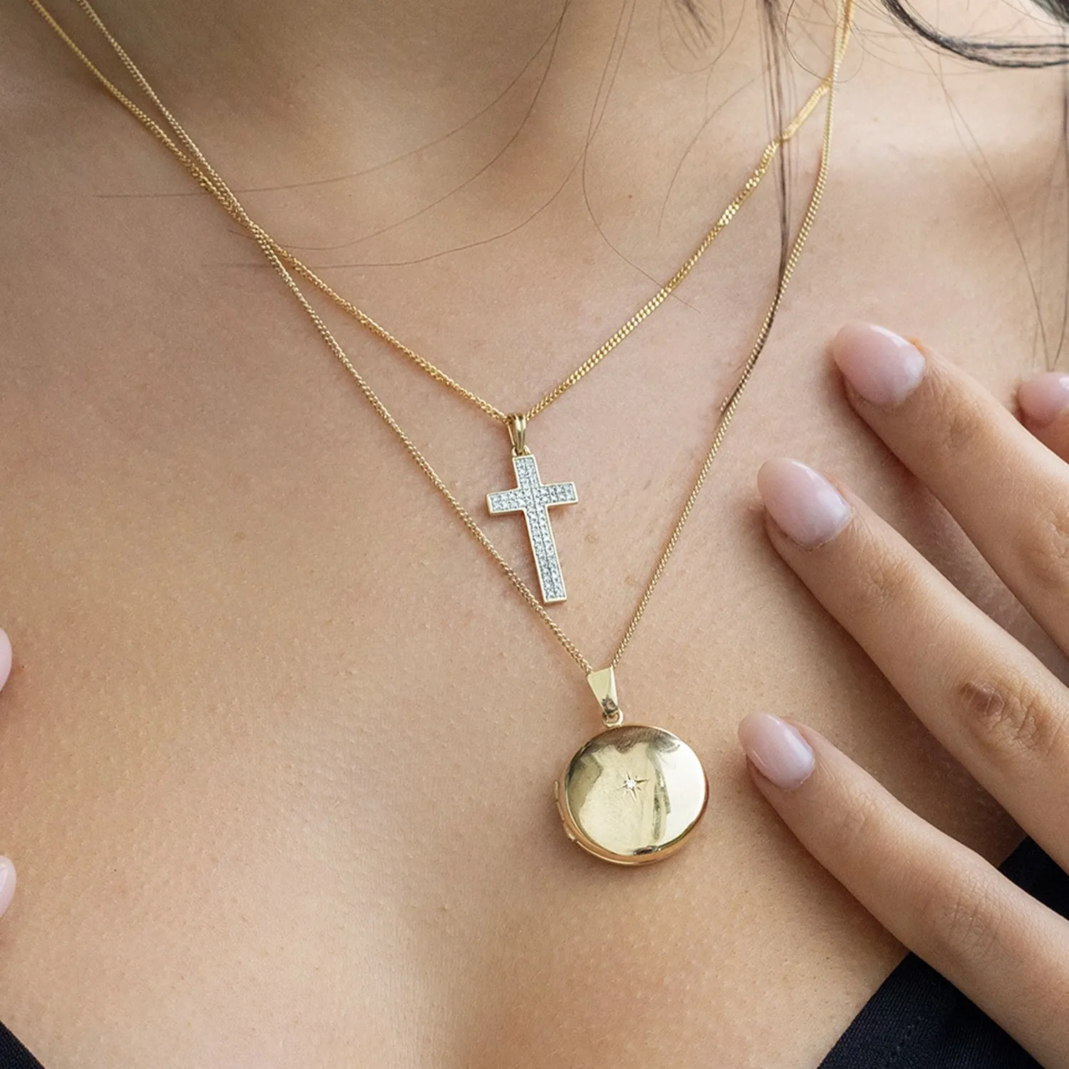 Diamond Cross Necklace in Solid Gold