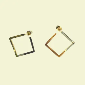 Ivonovi Square Earring